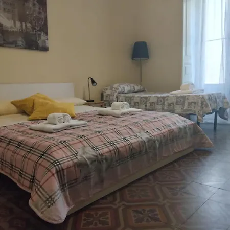 Lägenhet San Berillo House